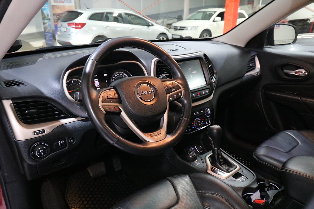 Jeep Cherokee 2015 - miniatyr 7