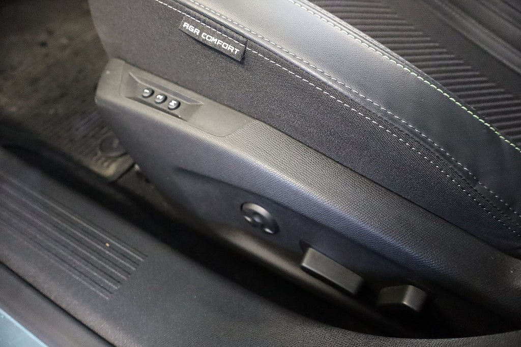 Bild på Peugeot 408 GT 1.2 PT 130hk Aut - B-KAMERA, NAVI, CARPLAY, 1 ÄGARE