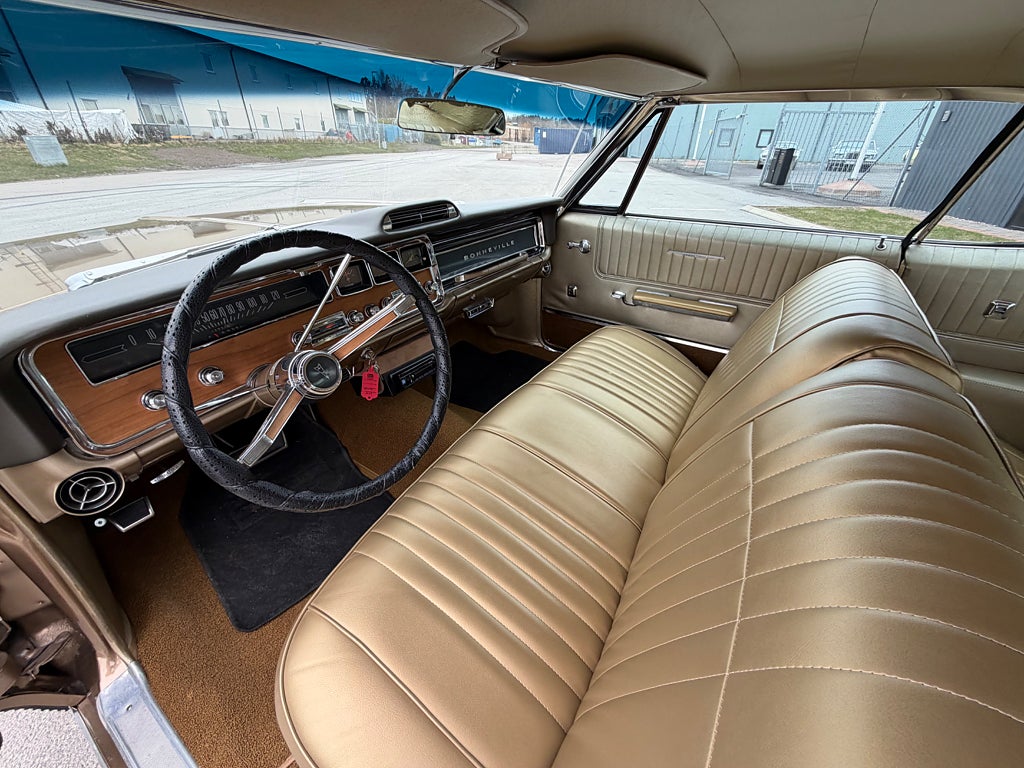 Pontiac Bonneville 2-dörrars Hardtop 6.4 V8