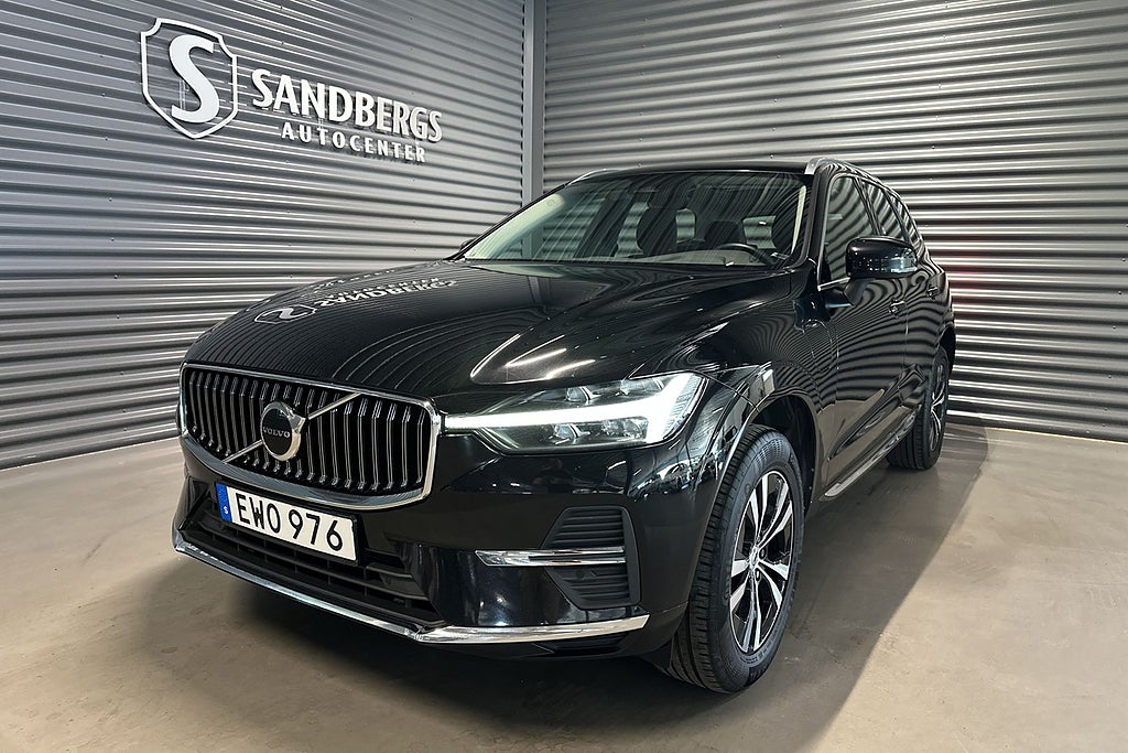 Volvo XC60 Recharge T6 AWD Core Edition Backkamera Navi Panorama
