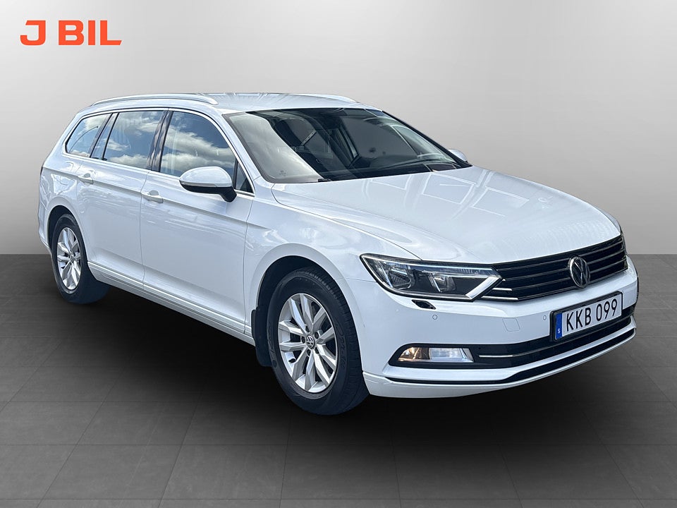 Volkswagen Passat Sportscombi Base 1.4 TSI 150hk CARPLAY P-SENSORER