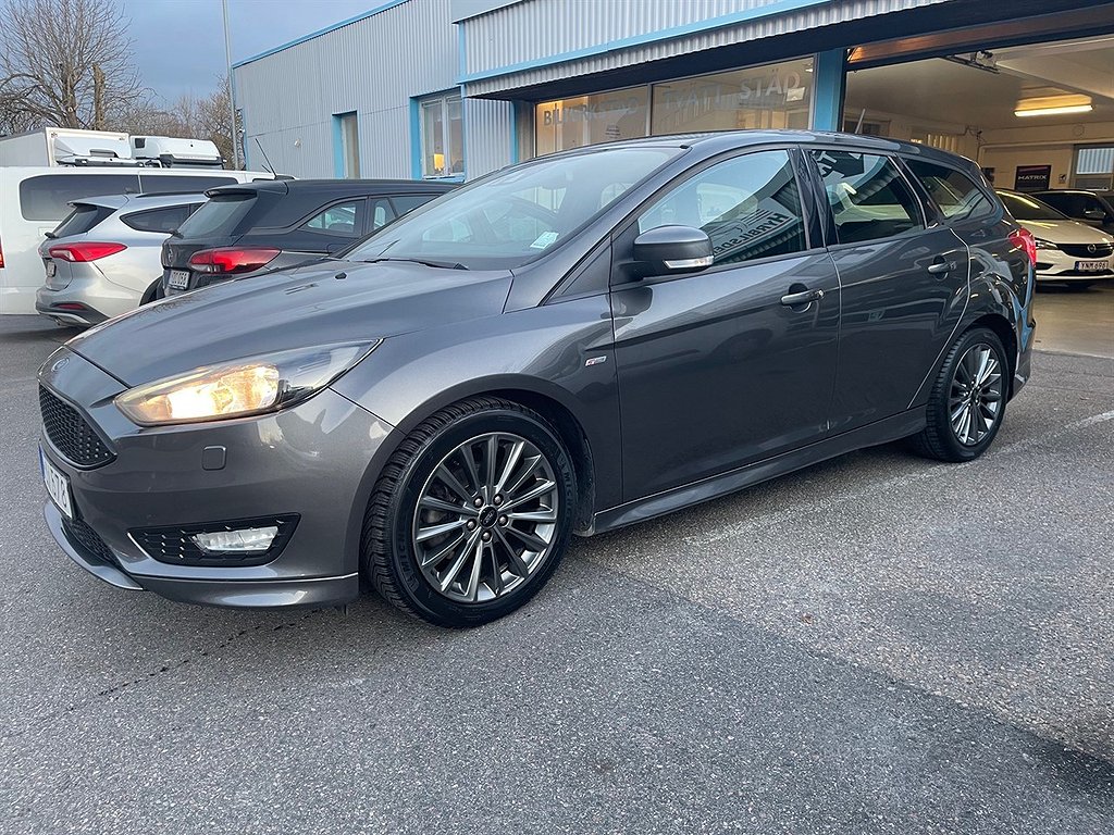 Ford Focus Kombi 1.0 EcoBoost, 125hk ST-Line