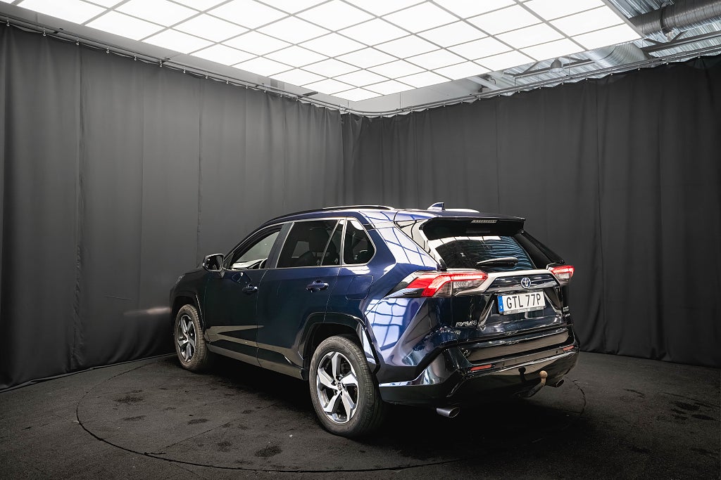 Toyota RAV4 Plug-in AWD LAUNCH DRAG KAMERA M&K-VÄRMARE 1-ÄGARE MOMS