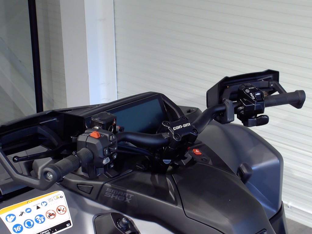 Can-Am Outlander XT-P 1000R T3B ABS With SAS *Lagermaskin* 