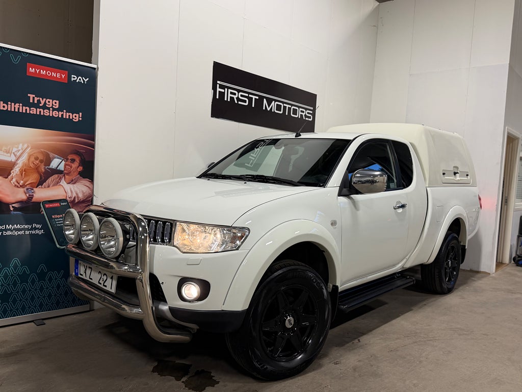 Mitsubishi L200 Club Cab 2.5 4x4 Euro 5/1-Brukare/Lågmil/MOMS