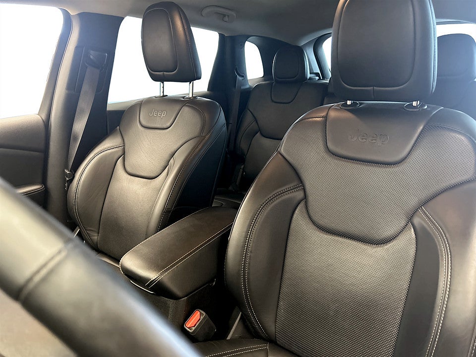 Bild på Jeep Cherokee 2.2 CRD 200hk Aut 4WD 1 ÄGARE RATTVÄRME