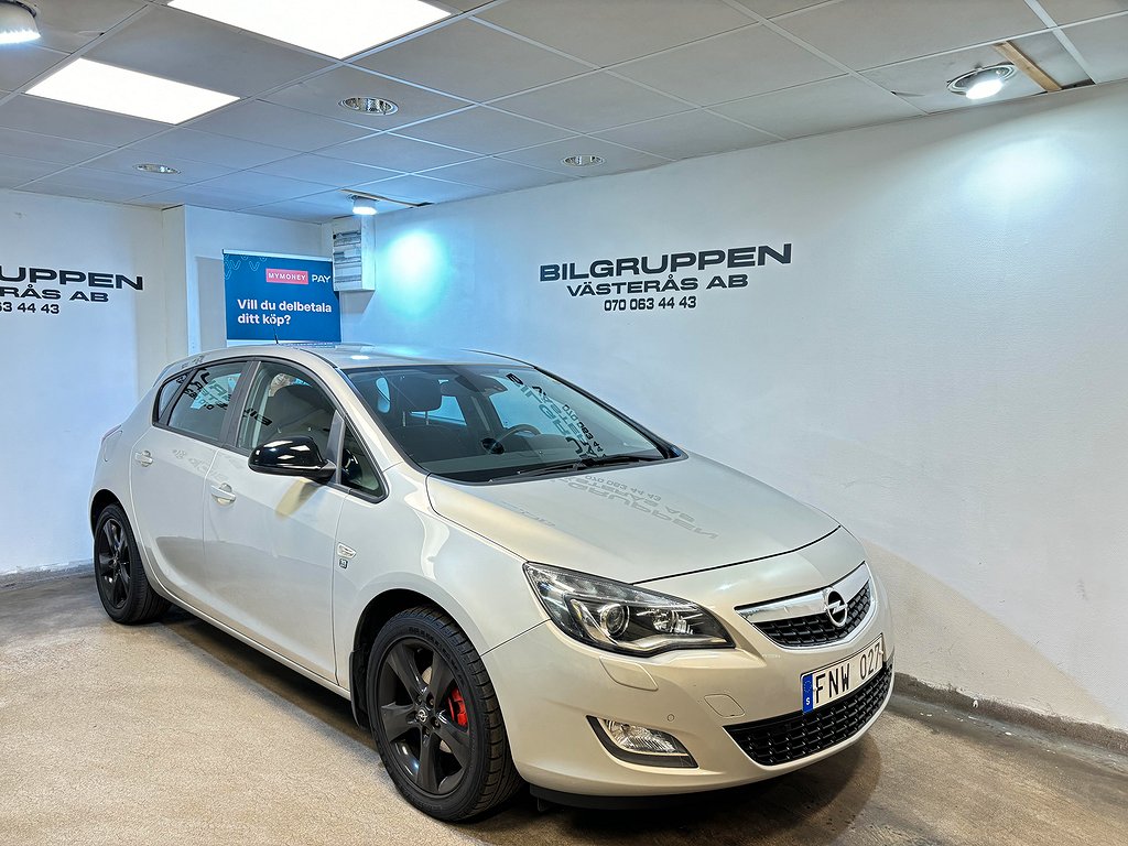 Opel Astra 1.4 Turbo Enjoy 140HK / Ny Bes / Ny Serv / P-Sens