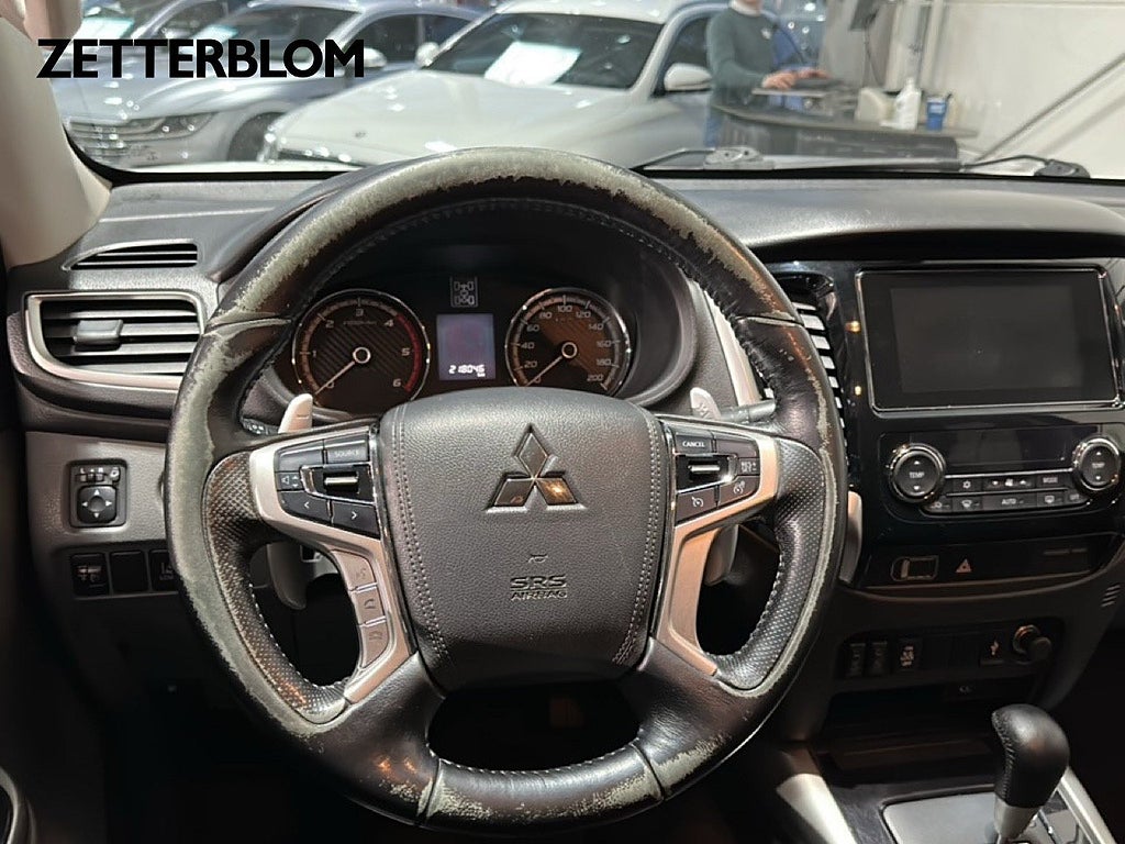 Transportbil - Flak Mitsubishi L200 12 av 17