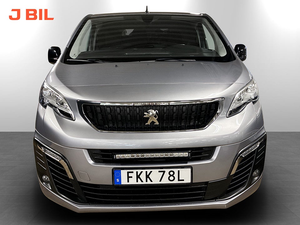 Bild på Peugeot Expert PRO+ 2.0 BHDi 180hk Aut L2 B-KAMERA CARPLAY