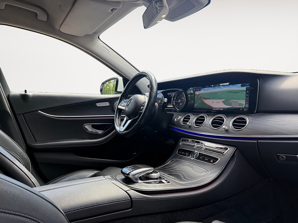Mercedes-Benz E 2019 - miniatyr 11