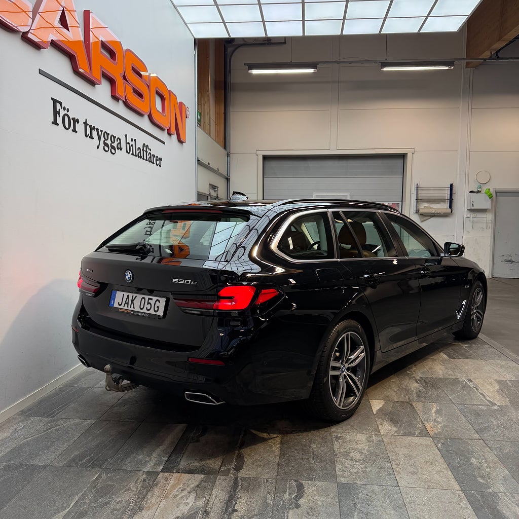 BMW 530e xDrive Touring Steptronic HiFi Carplay Backkamera Drag
