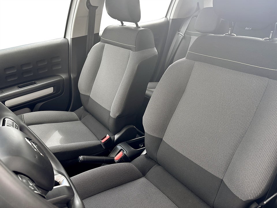 Bild på Citroën C3 Feel 1.2 PT 82hk CARPLAY BACKSENSORER
