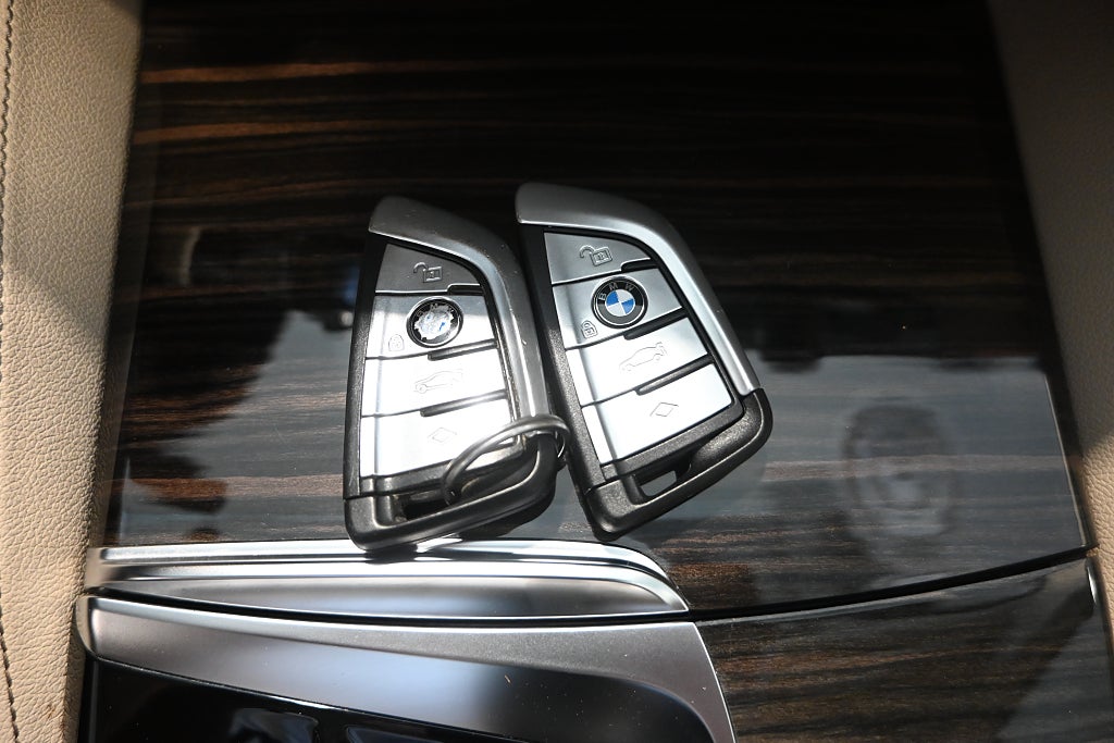 BMW 540 2018 - miniatyr 27