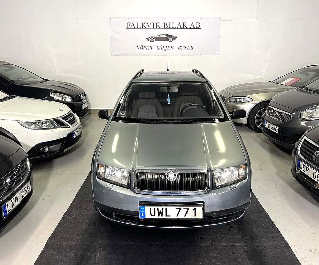 Skoda Fabia Kombi 1.2 Euro 4, Nybes, Servad, Låg mil 