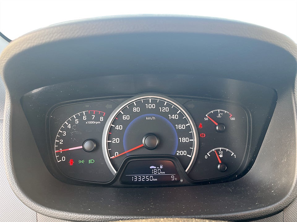 Bild på Hyundai i10 Comfort 1.0 blue 67hk - RATTVÄRME