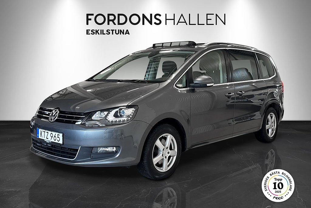 Volkswagen Sharan 7-sits 2.0TDI /Panorama /D-värm /Nyservad /Kamera /Drag