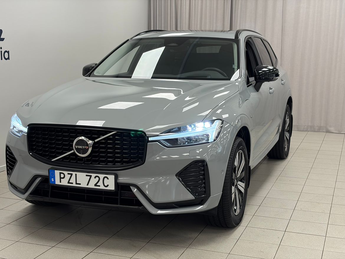 Volvo XC60 T6 Plus Dark 2024, photo 4/10