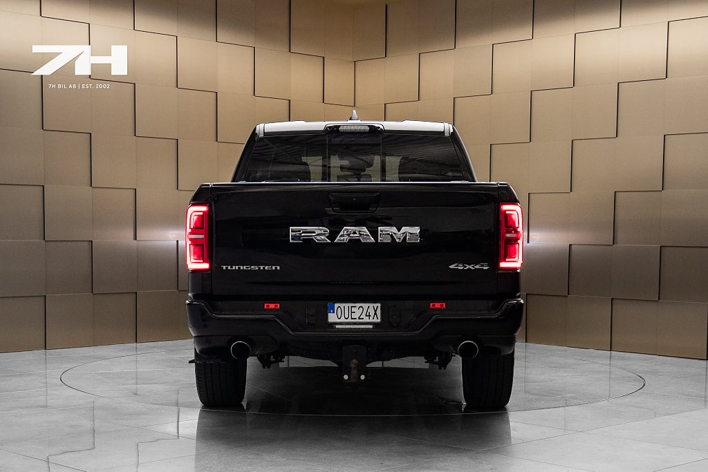 RAM 1500 Tungsten / Pass.display / Klipsch® / Låg Skatt 2384 kr!