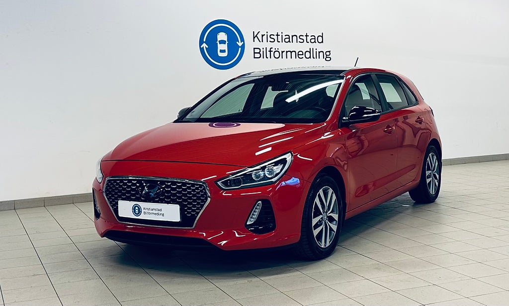 Hyundai i30 1.4 T-GDi Aut Comfort Xenon,Kamera,V-Hjul