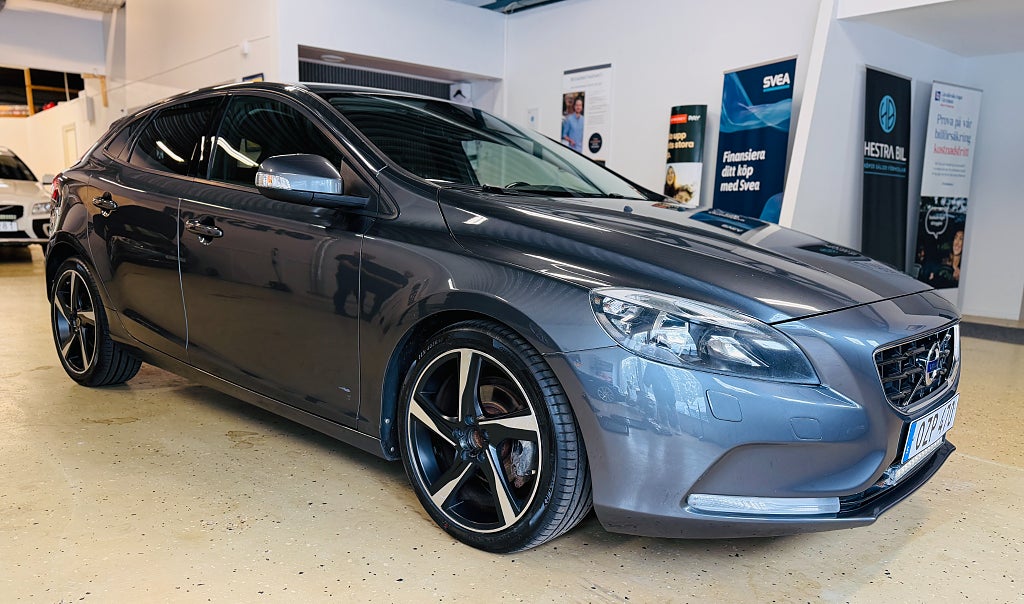 Volvo V40 D2 Powershift Your Kinetic Euro 5