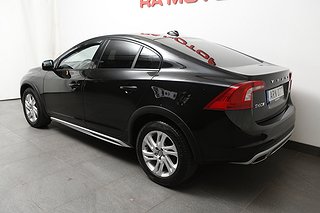 Sedan Volvo S60 Cross Country 4 av 22