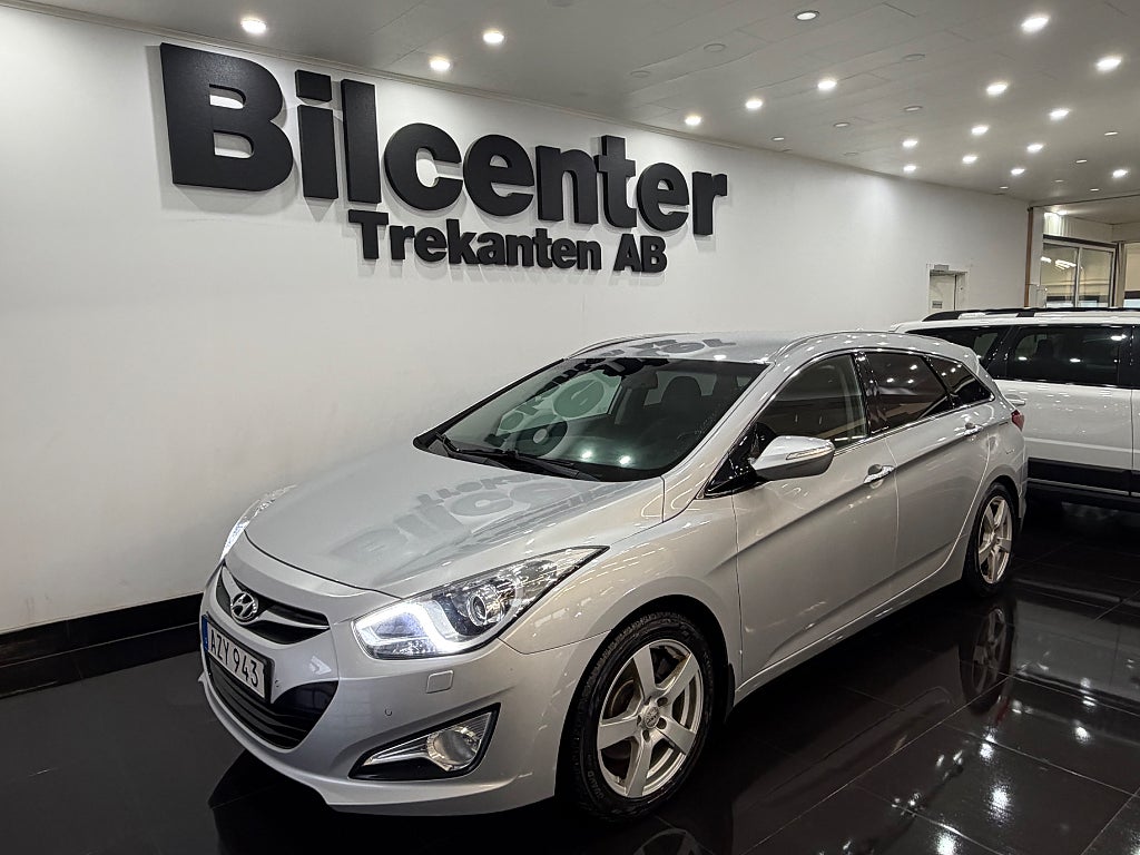 Hyundai i40 cw 1.7 CRDi Business Euro 5 Automat Skinn Navi 