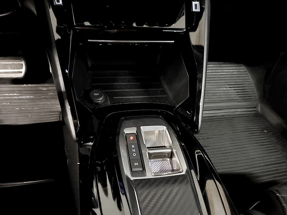 Bild på Peugeot 2008 GT 1.2 PT 130hk Aut B-KAMERA CARPLAY