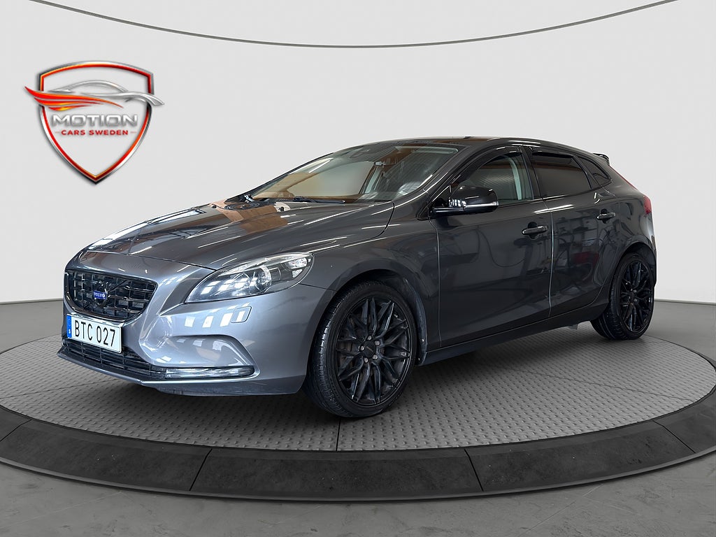 Volvo V40 D3 Momentum Business Edition Maxtonkit Pano Ny Kamrem