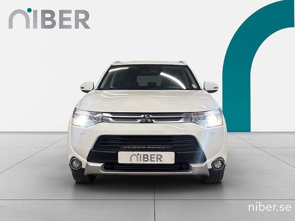 Mitsubishi Outlander 2.2 Di-D 4WD Business 7-sits, Läder, Kamera