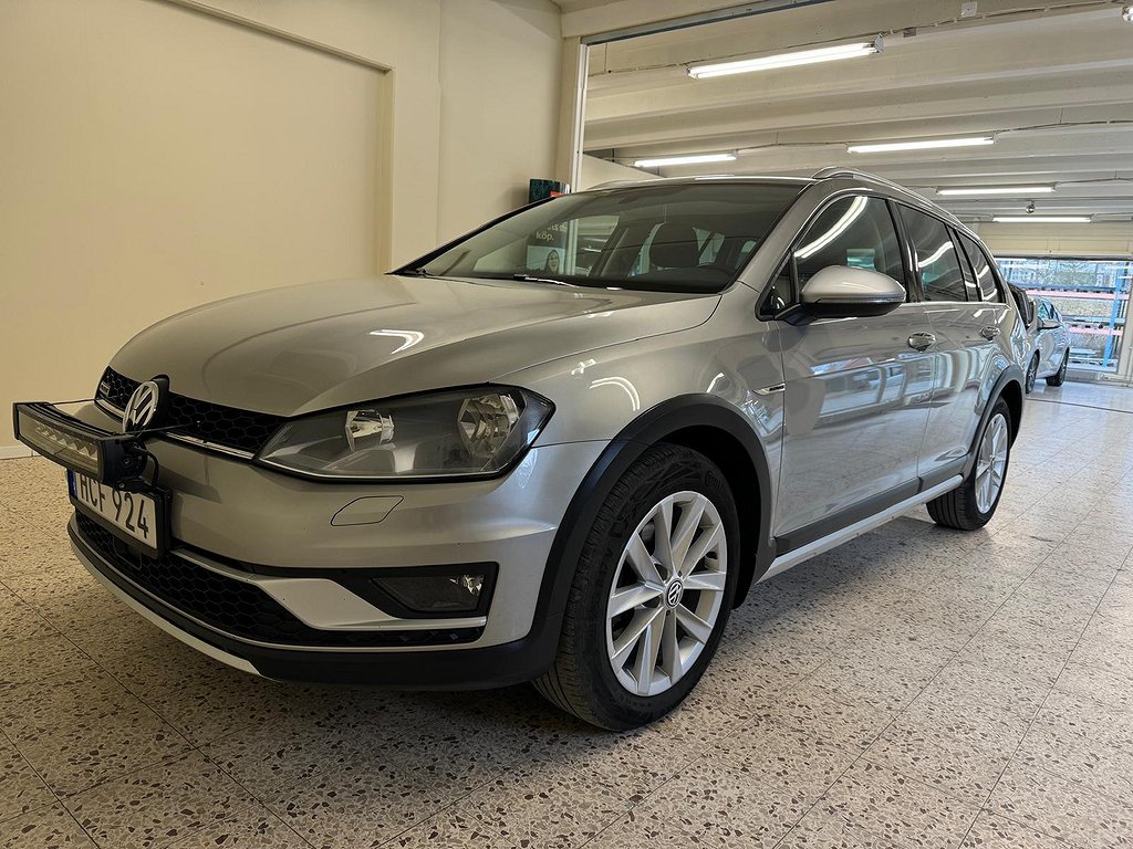 Volkswagen Golf Alltrack 1.8 TSI 4M 180hk/Värmare/Drag /Kamera