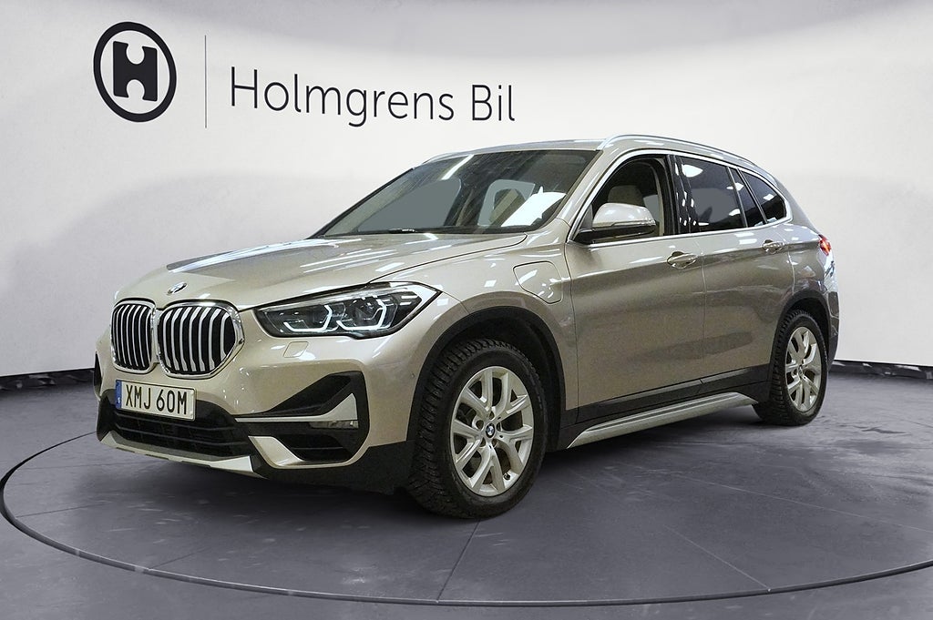 BMW X1 xDrive25e Ränta 4,99% | Drag Pano Head-Up Rattvärme