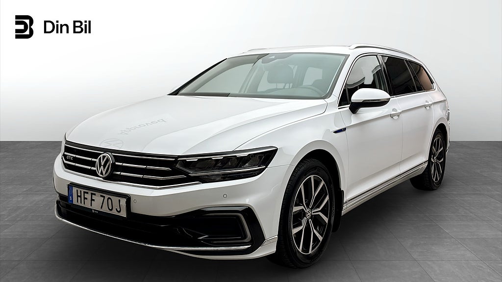 Volkswagen Passat Sportscombi GTE Drag/Backkamer/P-värmare