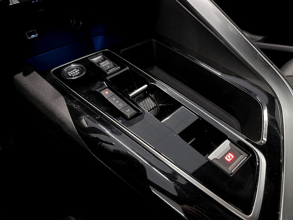 Bild på Peugeot 5008 GT+ 1.2 PT 130hk Aut 7-SITS B-KAMERA CARPLAY