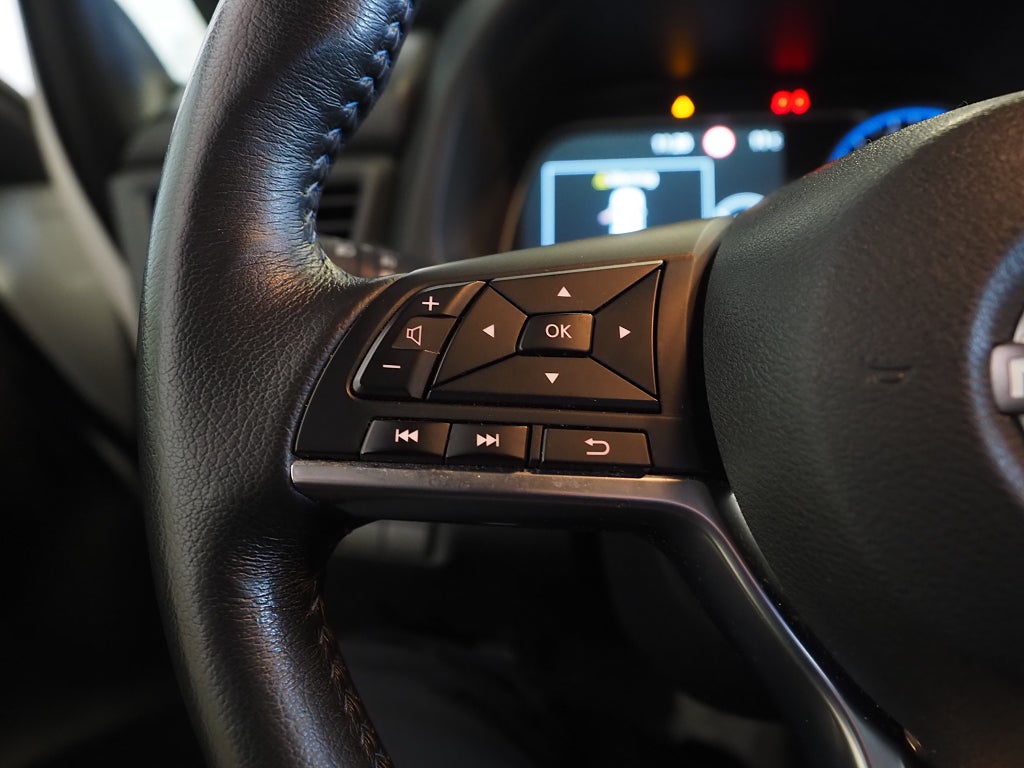 Nissan Leaf 40 kWh 150hk Acenta |Backkamera| Rattvärme | 2023