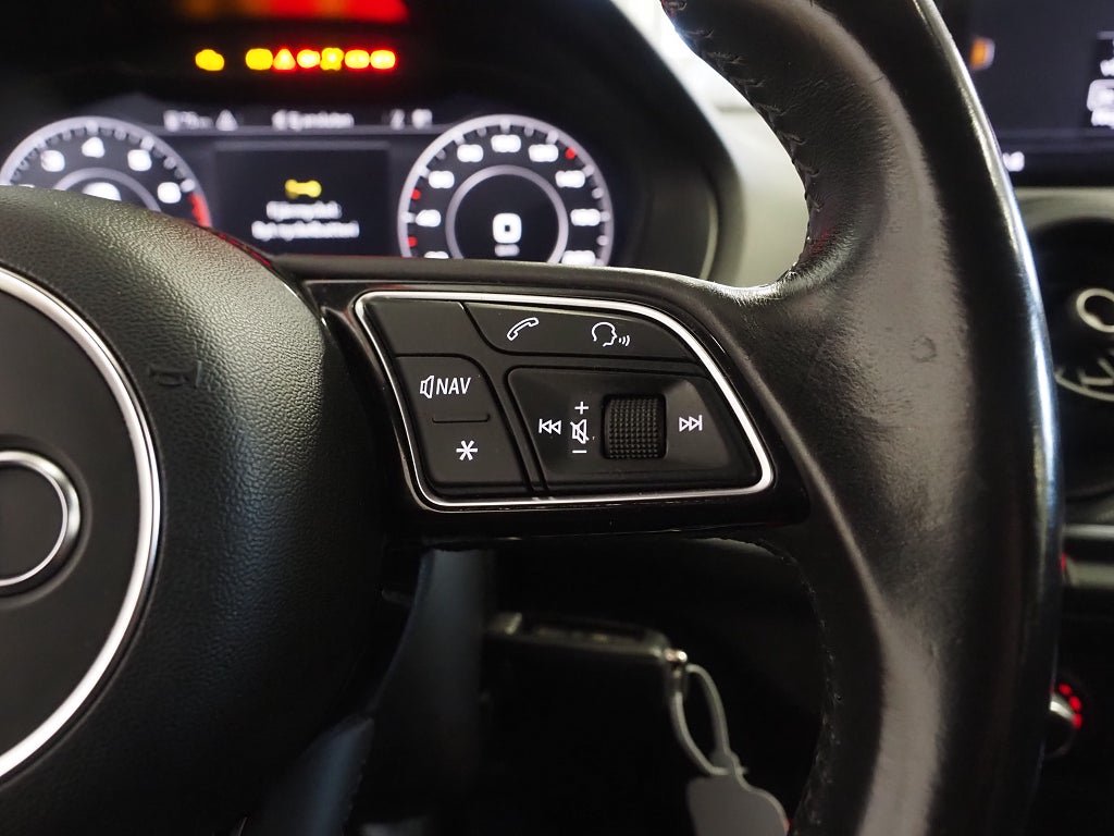 Audi Q2 1.4 TFSI COD 150hk Proline Cockpit Navi