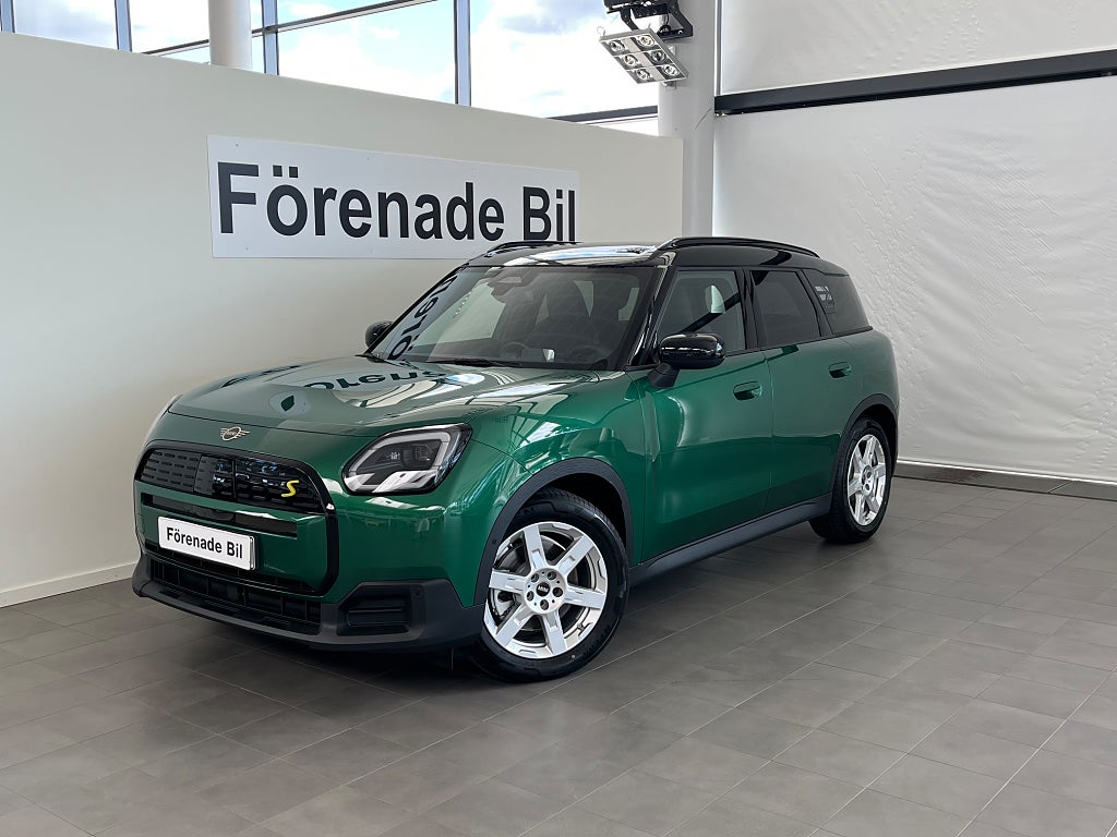MINI Countryman SE ALL4 Carplay Backkamera Takrails *Från 5614 kr/mån