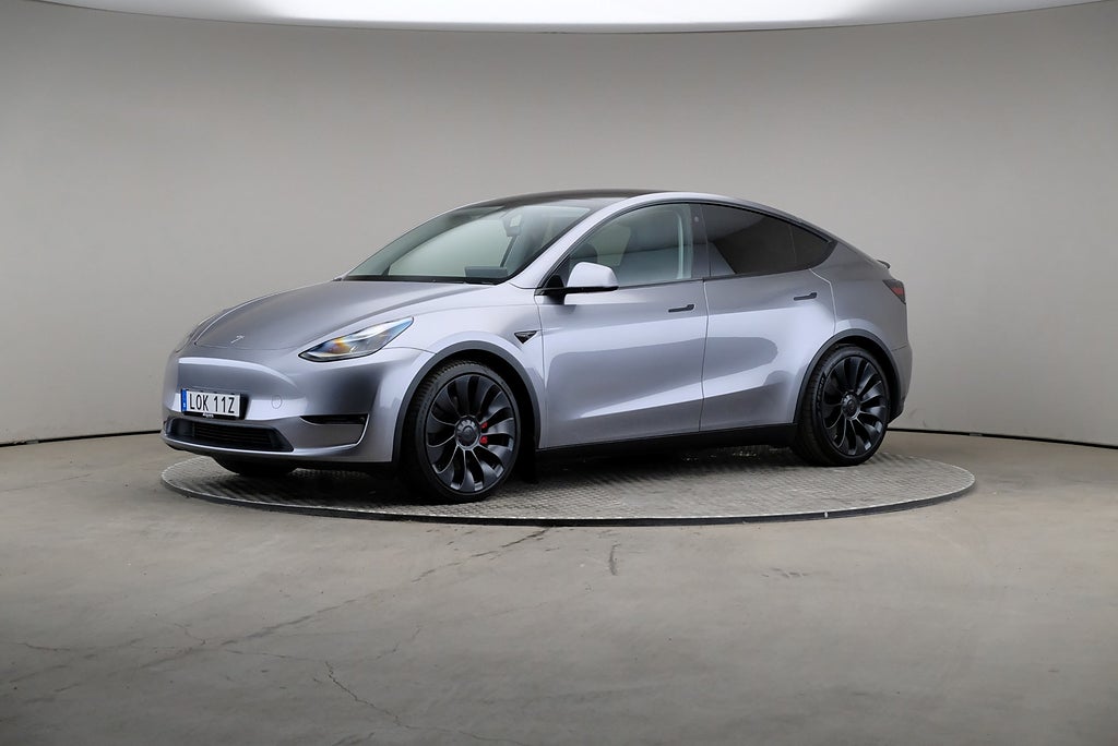 Tesla Model Y Performance 534hk Läder Pano