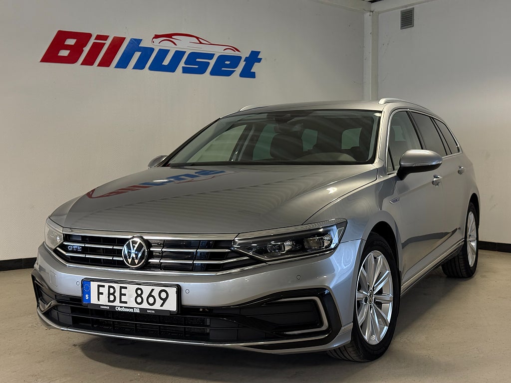 Volkswagen Passat Sportscombi GTE 1.4 Drag Värmare Vinterhjul ingår