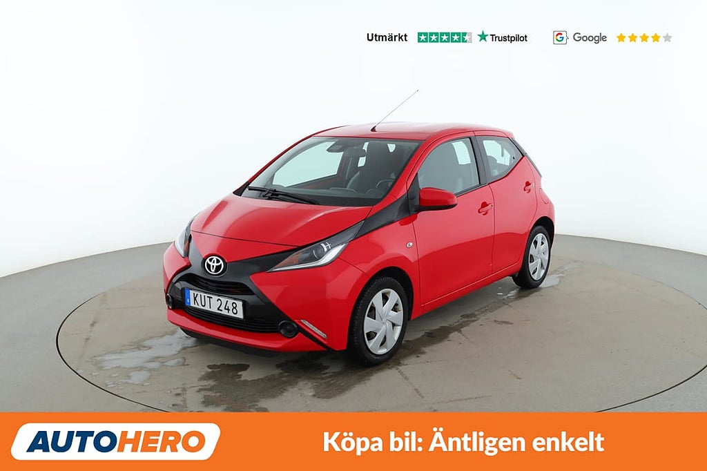 Toyota Aygo 1.0-VVT-i X-Play / Vägfilassistans