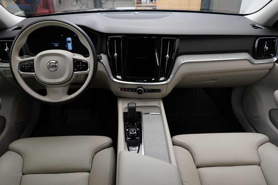 Volvo V60 Cross Country 2023, bild 6/10