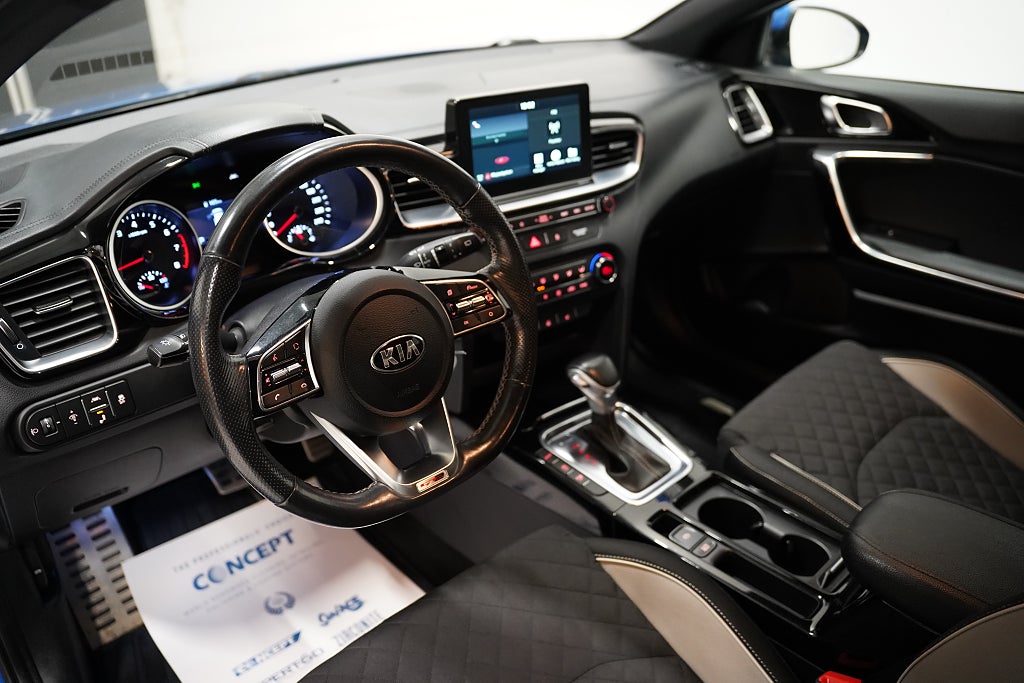 Kia ProCee'd 1.4 T-GDI 140hk GT-Line B-kamera M-värmare Carplay Navi