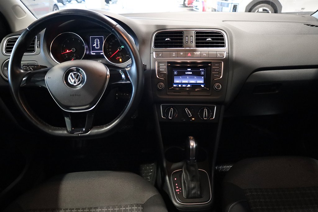 Volkswagen Polo 1,2 TSI 90Hk Aut 5D Bluetooh PDC 2017