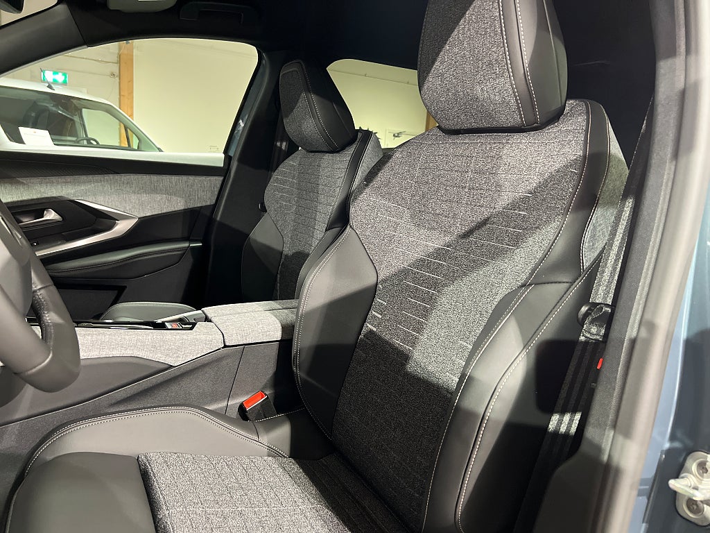 Bild på Peugeot 5008 Allure Hybrid - KAMPANJ! PRIVATLEASA FRÅN 24 MÅN