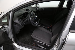Halvkombi Ford Fiesta 15 av 25