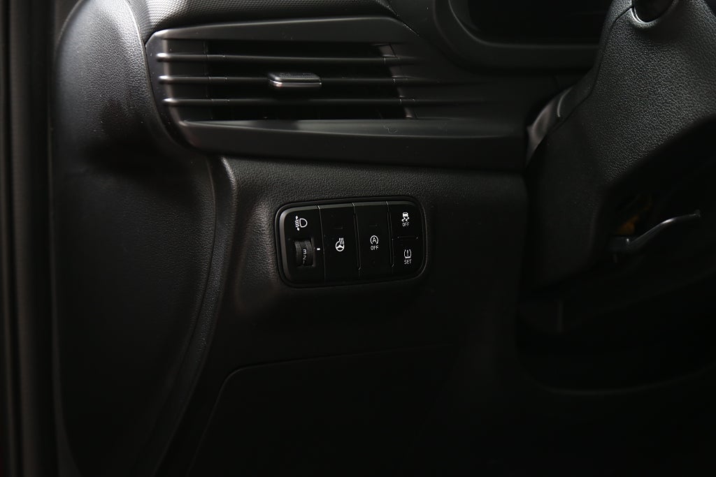 Hyundai i20 1,0 T-GDI iMT 100hk Essential CarPlay Kamera 2022