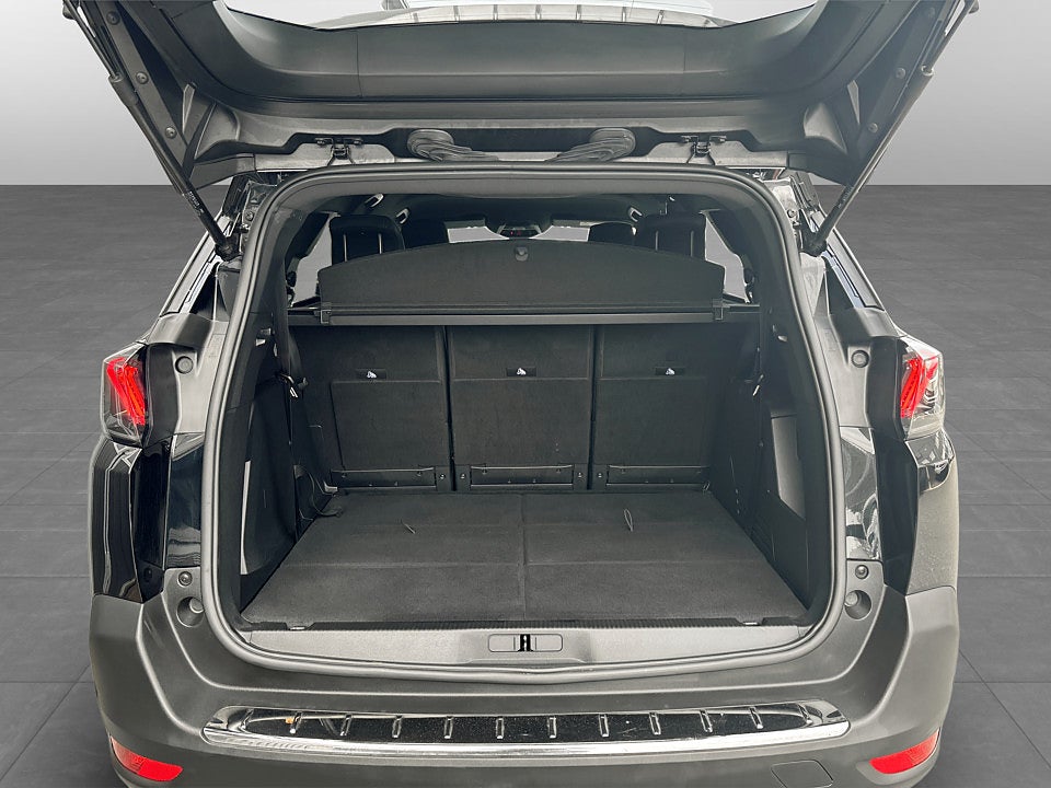 Bild på Peugeot 5008 GT 1.2 PT 130hk Aut 7-SITS B-KAMERA CARPLAY
