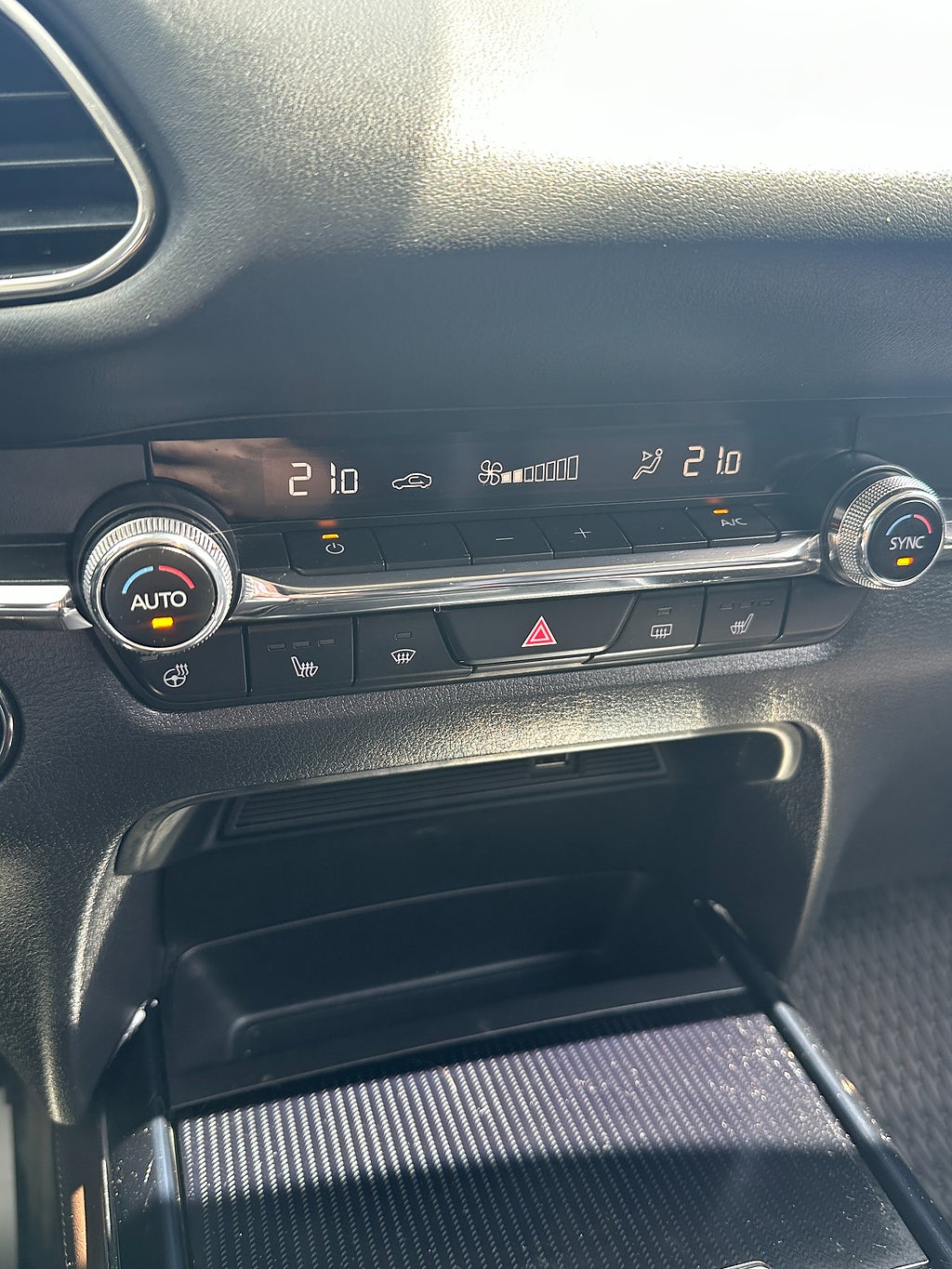Mazda CX-30 2.0 SKYACTIV-X 180 hk COSMO M Hybrid