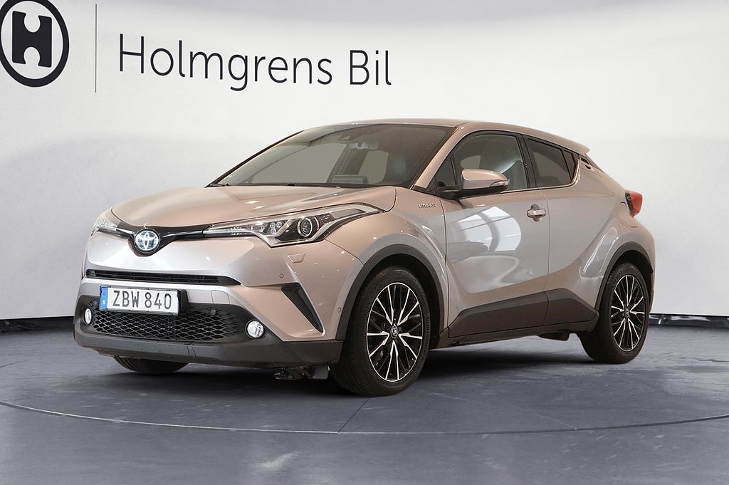 Toyota C-HR 2,65% ränta Hybrid Executive Drag Backkamera Adaptiv Fart Skinn