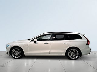 Volvo V60 T6 Twin Engine AWD Momentum Drag Pvärm Kamera SoV – bild 4