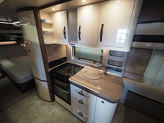 Husvagn, 1-axl Hobby 560 LU Prestige 14 av 21